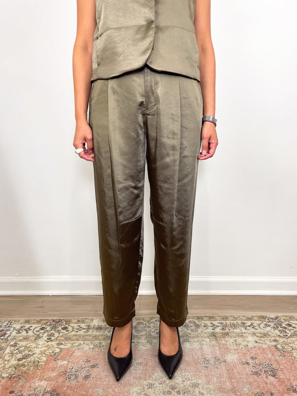 Satin Front Fly Pant in Parsley