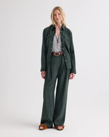 Sulli in Darkest Spruce