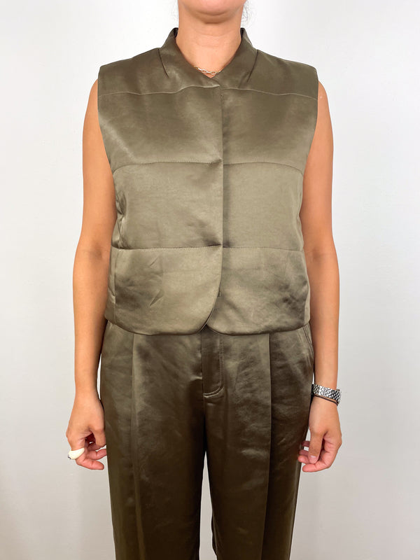 Satin Quilted Vest in Parsley