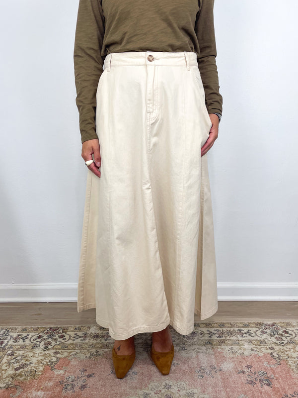 Seamed Maxi Skirt in Eggshell