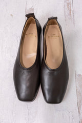 Belle Flat in Chocolate Leather