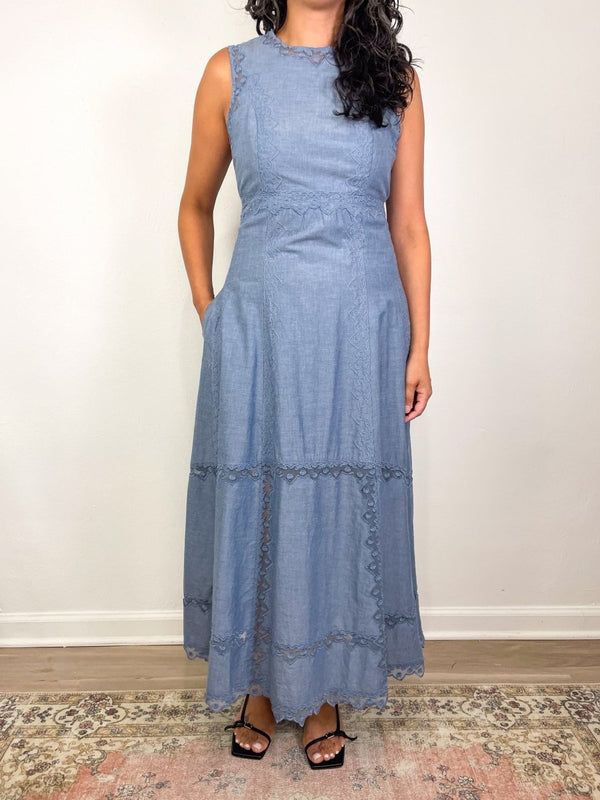 Anela Sleeveless Midi Dress in Chambray - The Shoe Hive