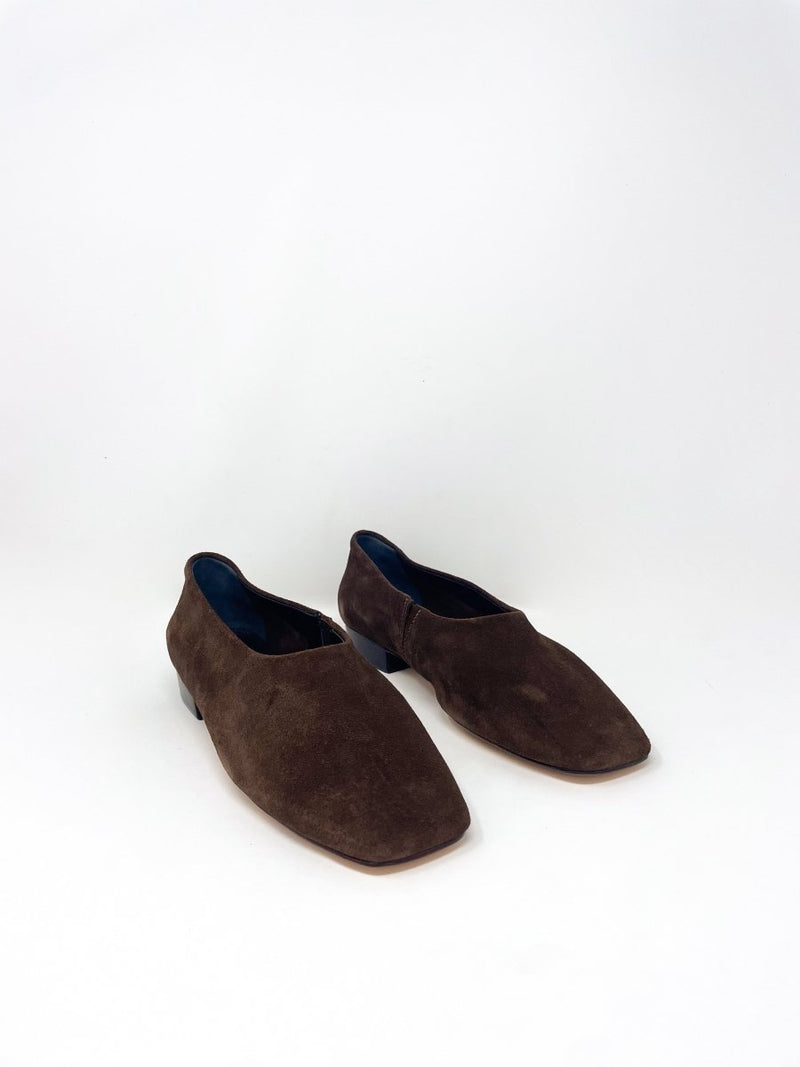 Barral Flat in Dark Chocolate - The Shoe Hive