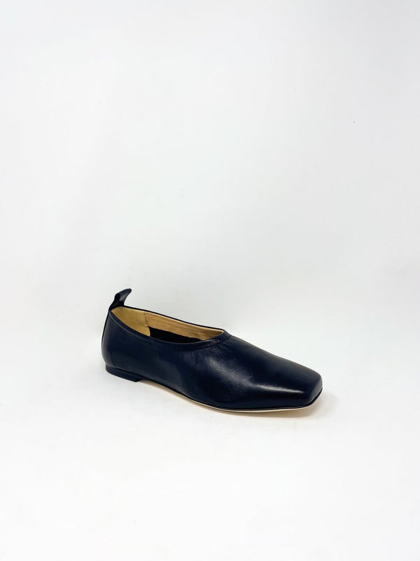 Belle Flat in Black Leather - The Shoe Hive