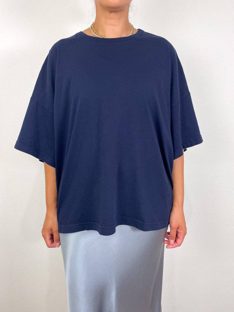 Cape Tee in Navy - The Shoe Hive