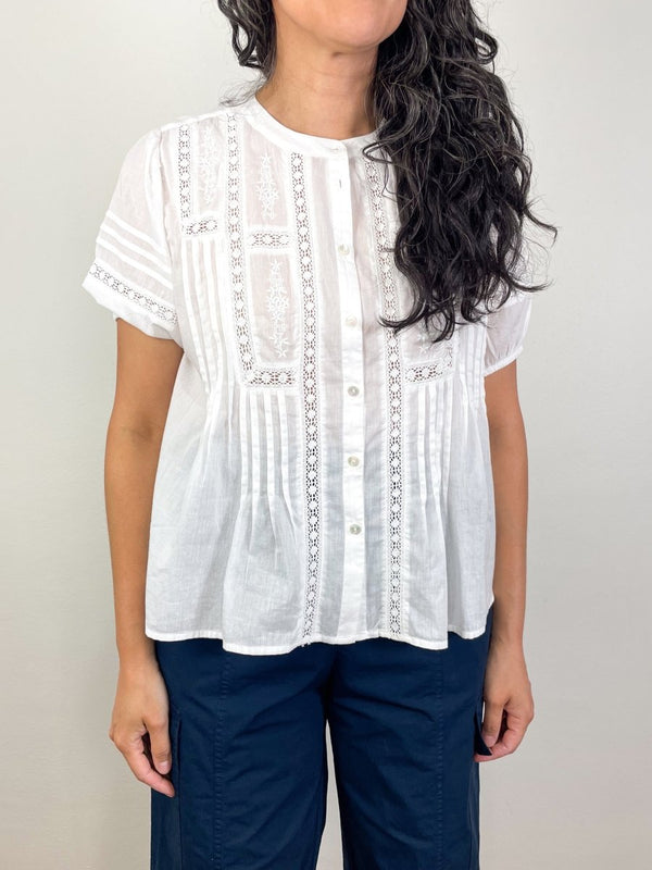 Claudia Shirt in White - The Shoe Hive