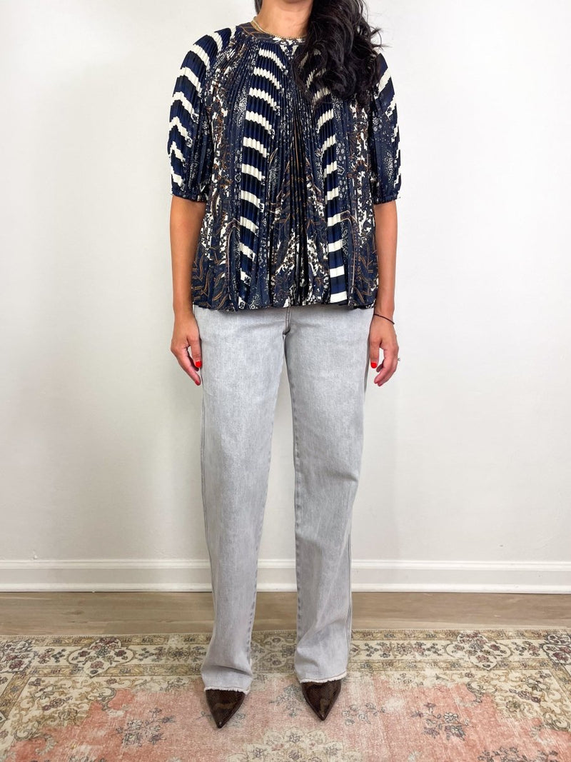 Dafne Pleated Short Sleeve Blouse in Eclipse - The Shoe Hive
