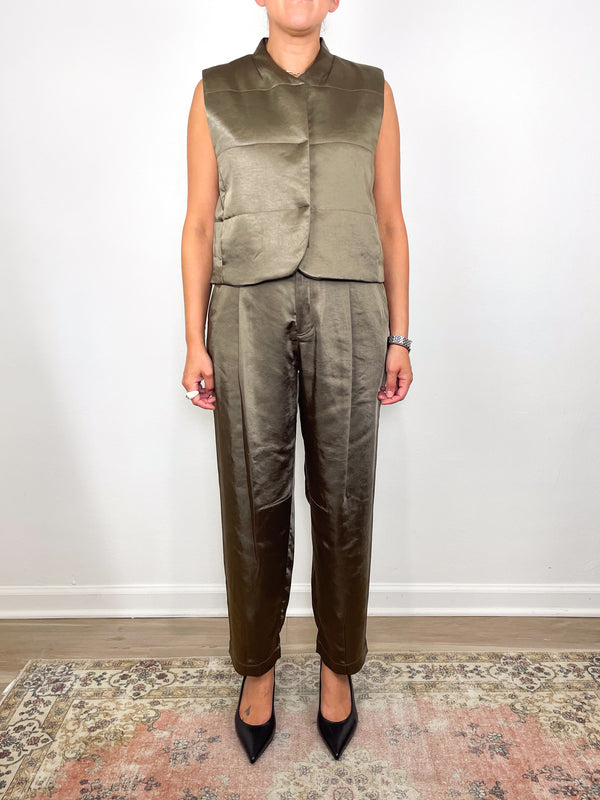 Satin Quilted Vest in Parsley