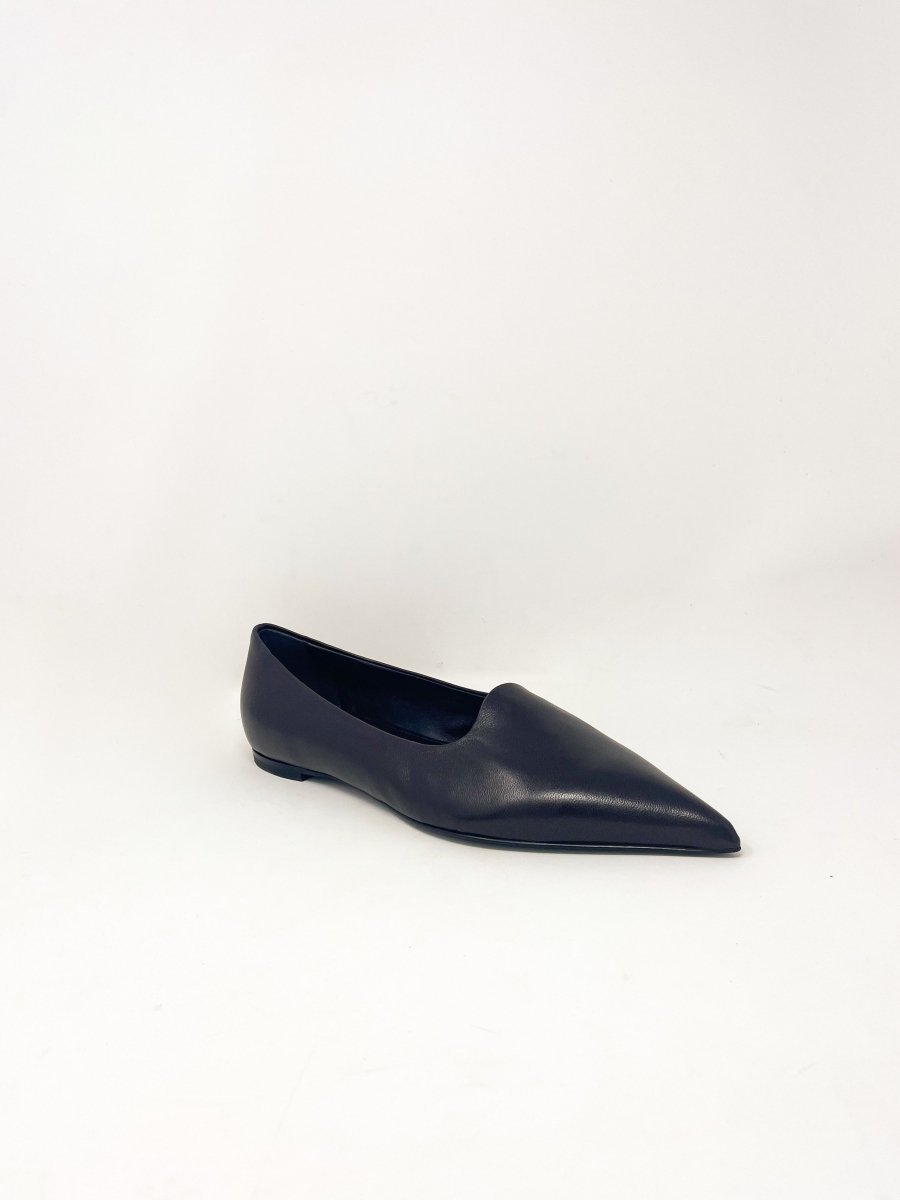 【THEAIRTOWN】stiletto flat shoes ★ Silver Metallic Pointed-Toe Slingback Flats - CHARLES & KEITH FI