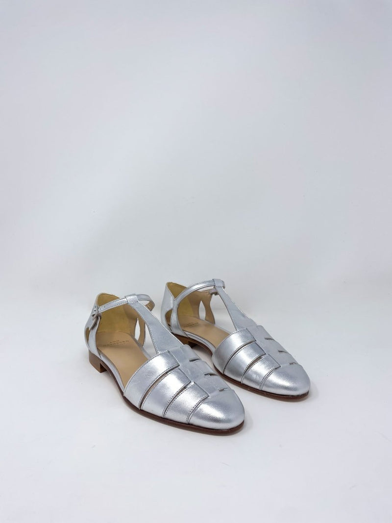 Fisherman Sandal in Silver Leather - The Shoe Hive
