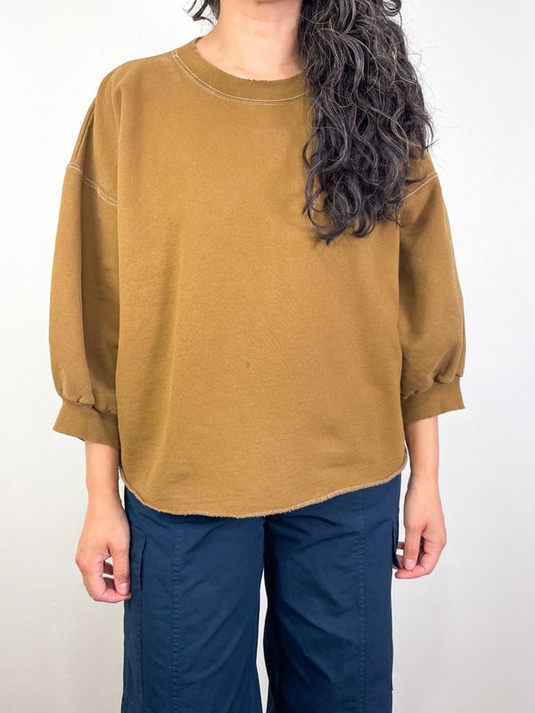Fond Sweatshirt in Bronze - The Shoe Hive