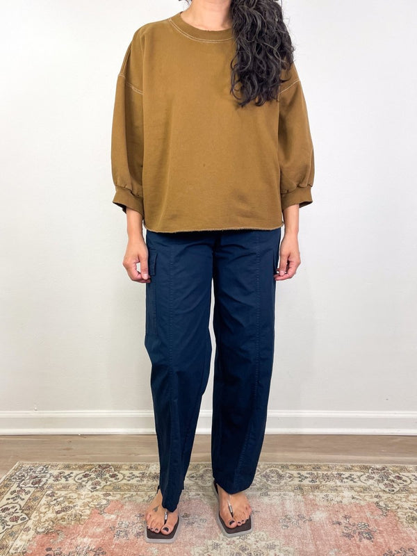 Fond Sweatshirt in Bronze - The Shoe Hive