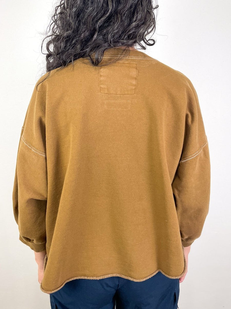 Fond Sweatshirt in Bronze - The Shoe Hive