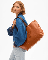 Grande Bateau Tote in Camel - The Shoe Hive