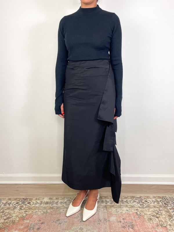 Italian Sporty Nylon Ribbon Skirt in Black - The Shoe Hive