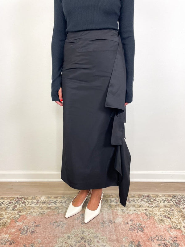 Italian Sporty Nylon Ribbon Skirt in Black - The Shoe Hive