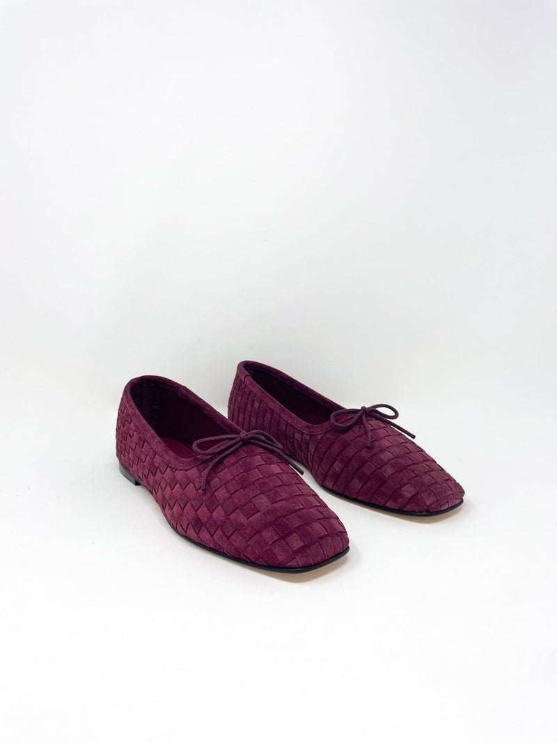 Jada in Wine Woven Suede - The Shoe Hive