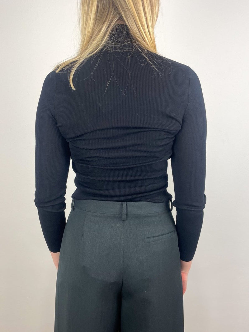 Knit Turtleneck in Black - The Shoe Hive