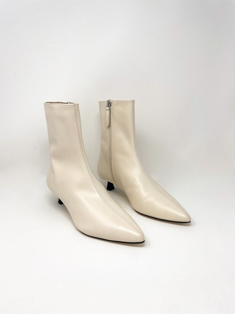 Lanna in Bone Calf - The Shoe Hive