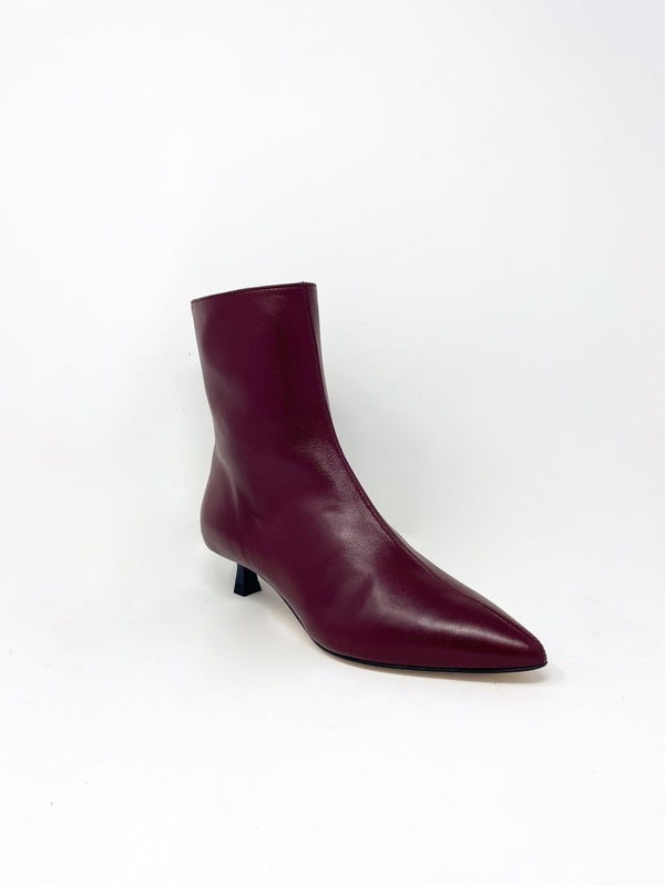 Lanna in Burgundy - The Shoe Hive