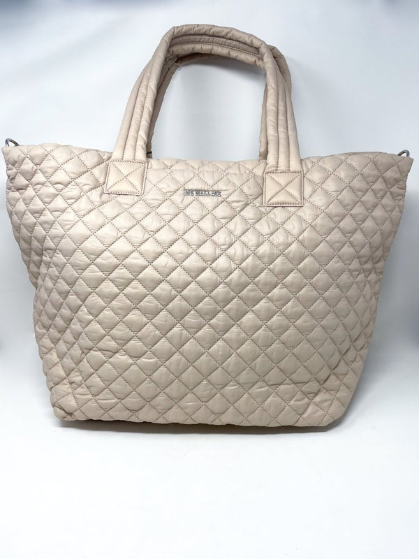 Large Metro Tote Deluxe in Mushroom - The Shoe Hive