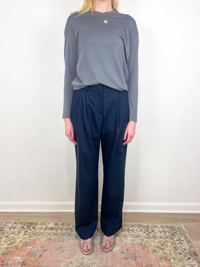 Long Sleeve High V in Castle Rock - The Shoe Hive