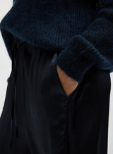 Matte Satin Plisse Winslow Pant in Navy - The Shoe Hive
