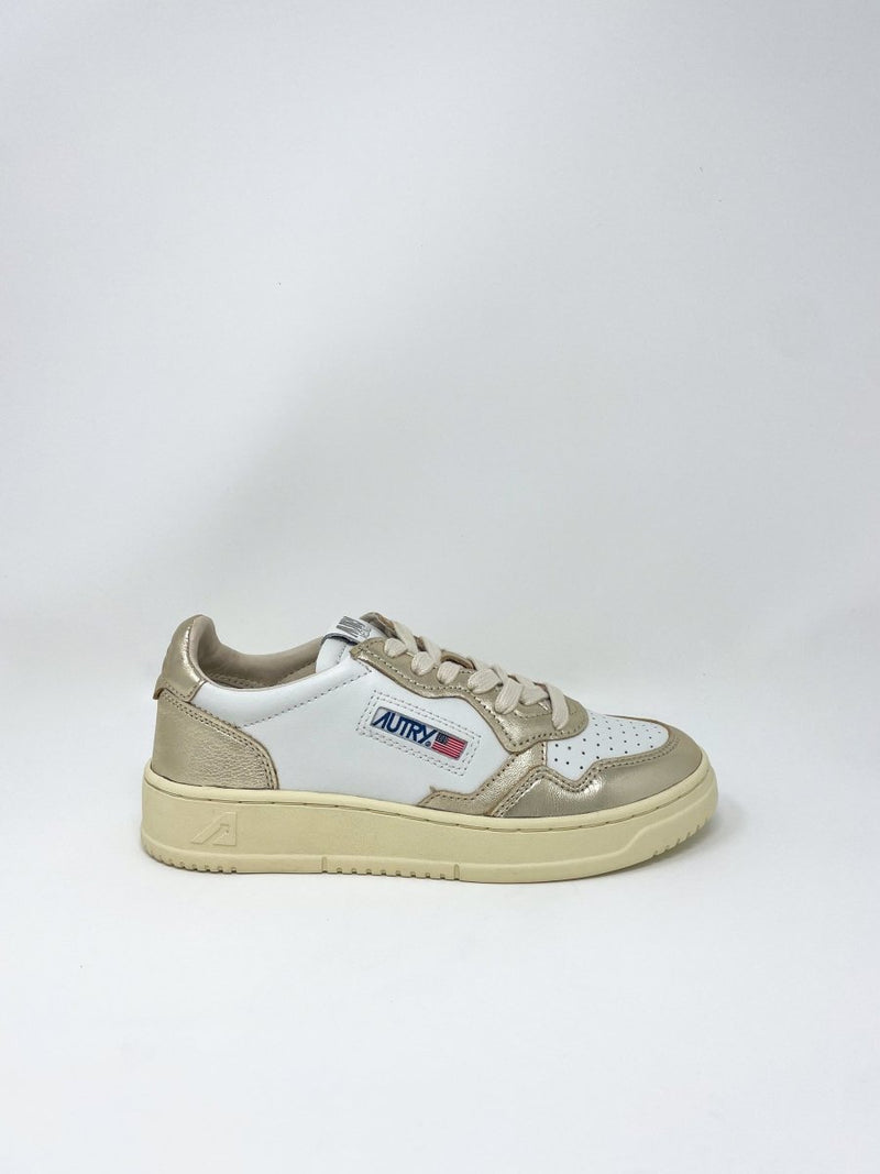 Medalist Low Bicolor Sneakers in White/Platinum Leather - The Shoe Hive