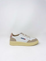 Medalist Low Sneaker Leather Suede in White/Powder - The Shoe Hive