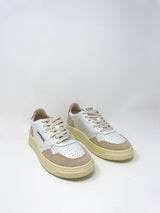 Medalist Low Sneakers Leather Suede in White/Tea Rose - The Shoe Hive