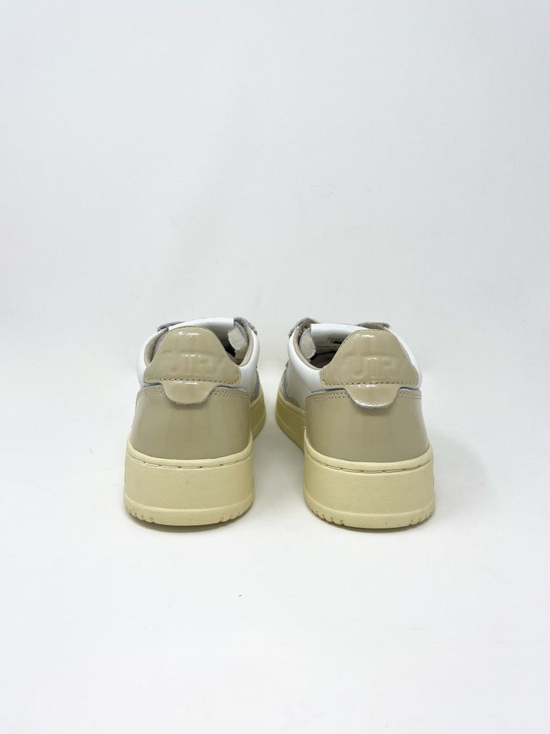 Medalist Low Women's in Leather Patent White/Tidfoam - The Shoe Hive
