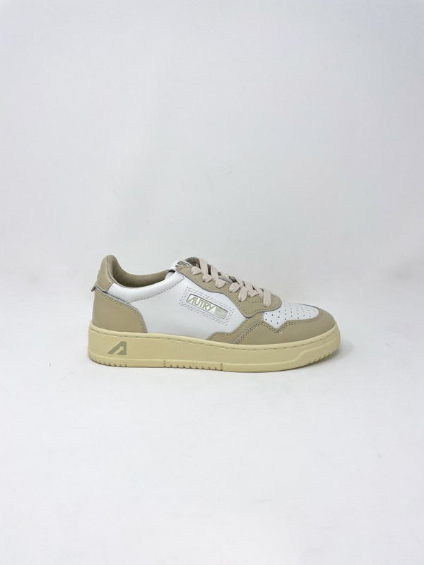 Medalist Low Women's in Leather Patent White/Tidfoam - The Shoe Hive