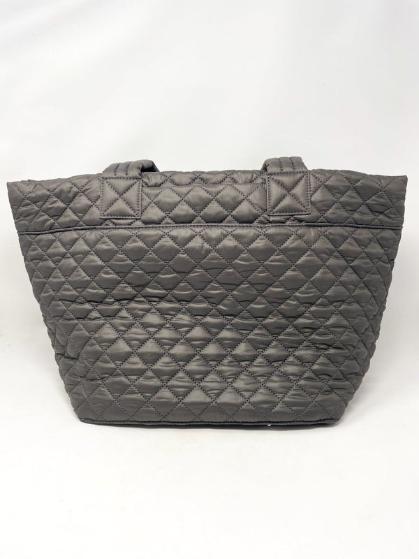 Medium Metro Tote Deluxe in Magnet Rec - The Shoe Hive