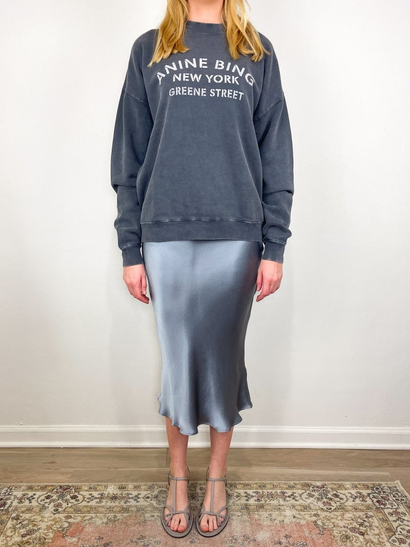 Miles Sweatshirt NY in Washed Black - The Shoe Hive