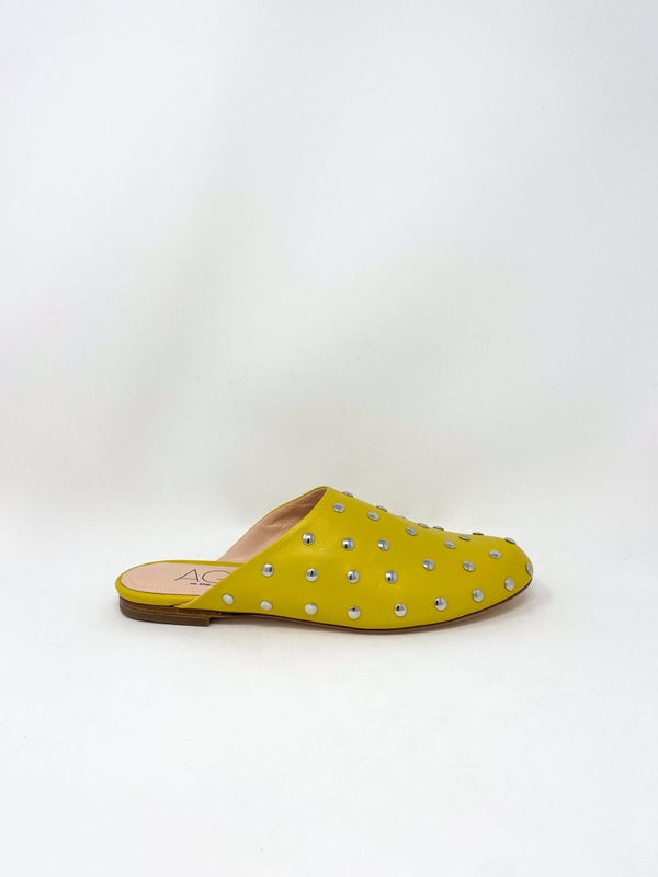 Milly Mule in Jaune - The Shoe Hive