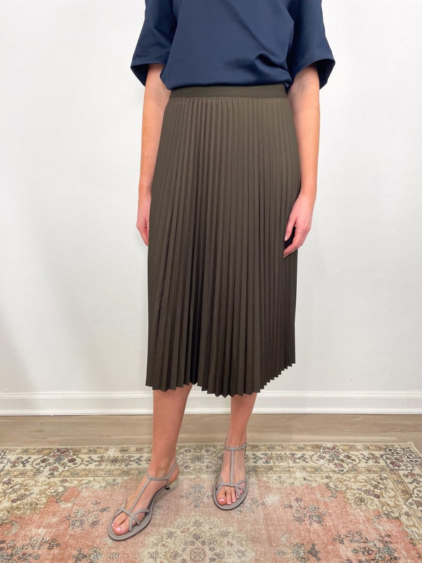 Nylon Pleating Sunray Pullon Skirt in Brown - The Shoe Hive