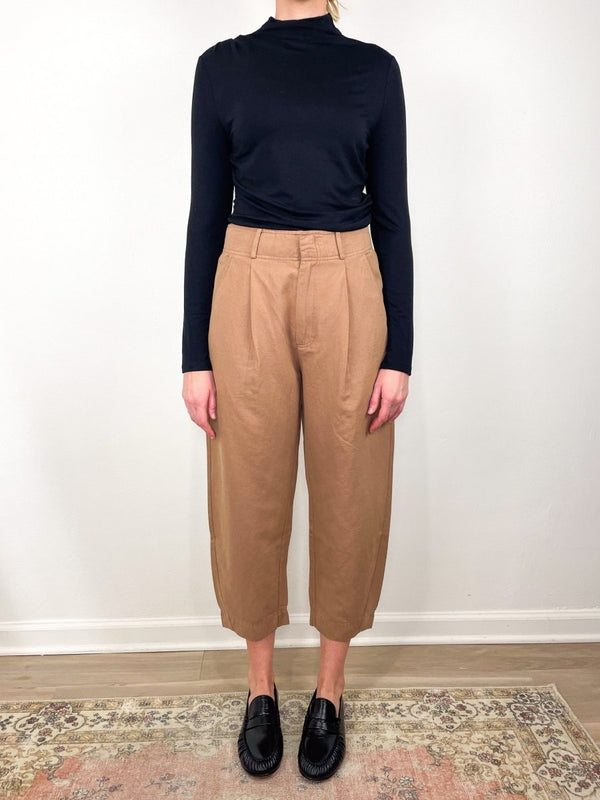 Petite Bari Crop Trouser in Deep Khaki - The Shoe Hive