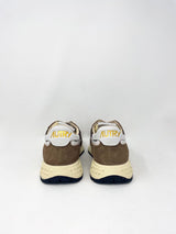 Reelwind Low Sneakers in Suede & Nylon White/Tundra - The Shoe Hive