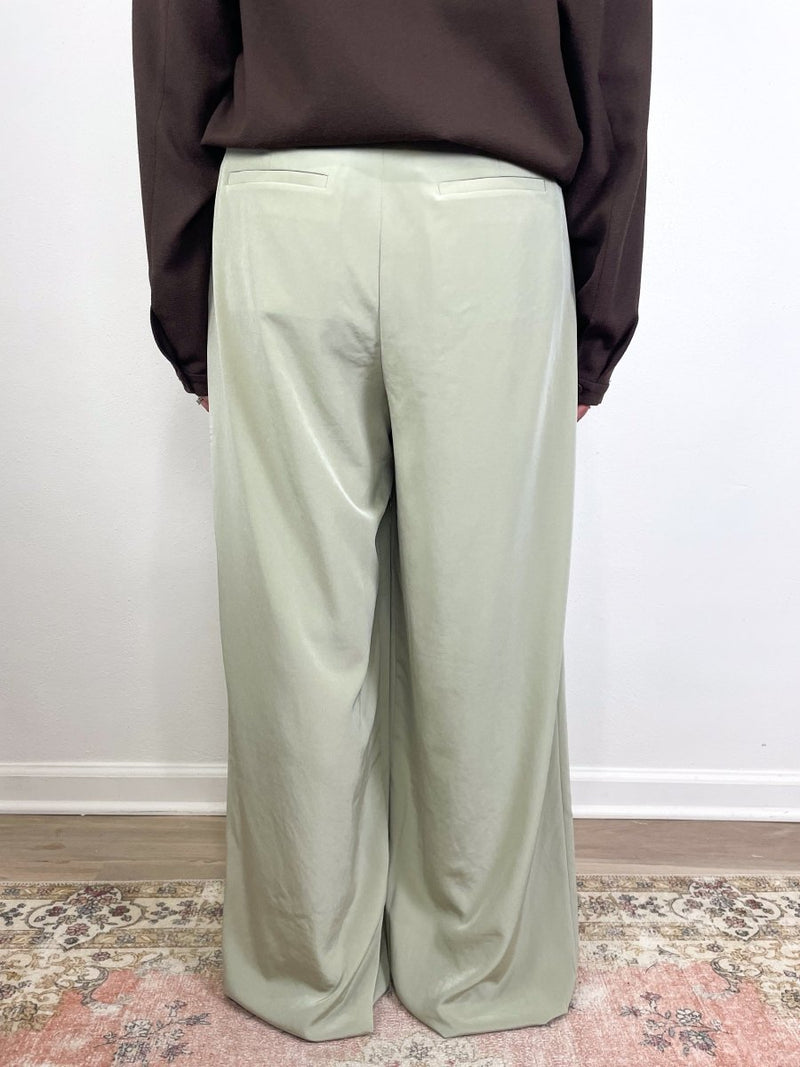 Relaxed Suiting Triple Pleat Pant in Moss Grey - The Shoe Hive