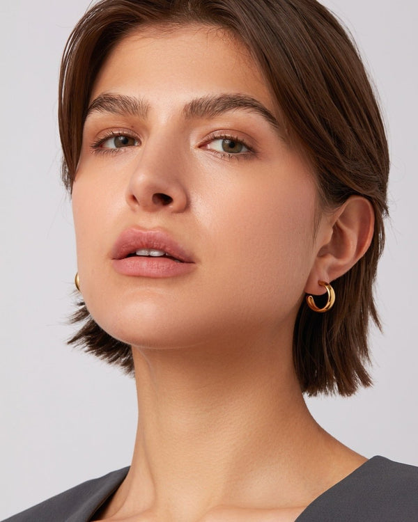 Staple Hoops Small - The Shoe Hive