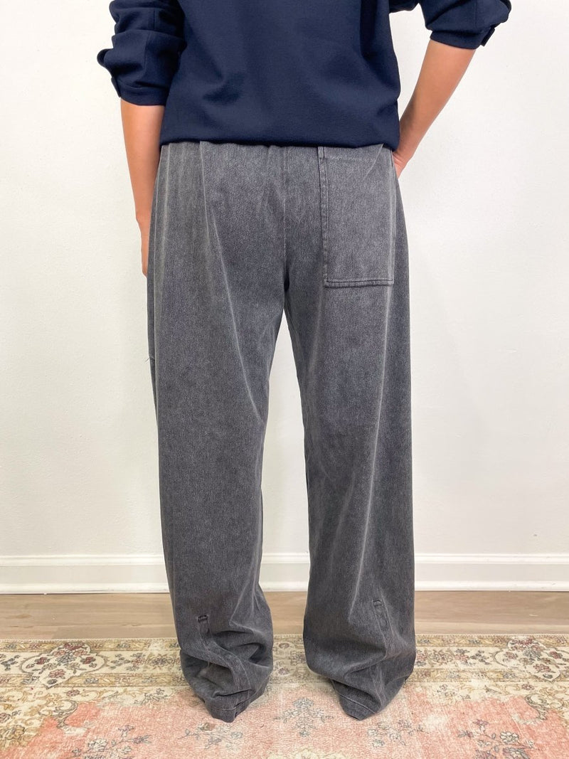 Stretch Denim Knit Winslow Pant in Black - The Shoe Hive