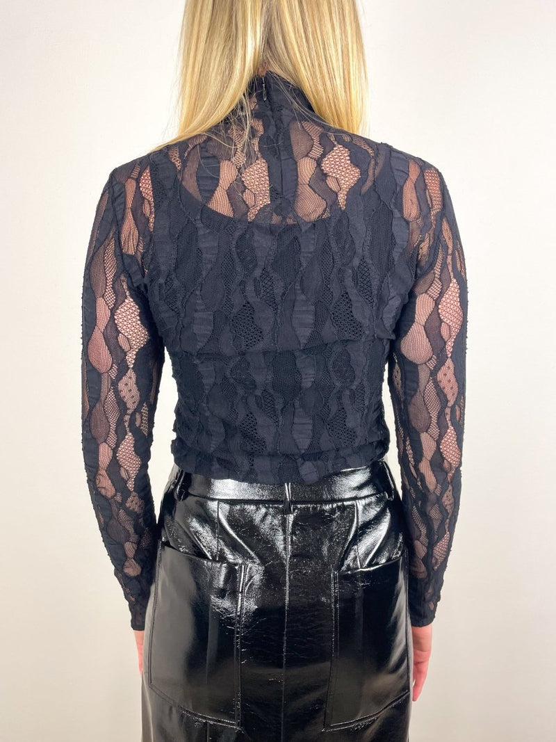 Ulyssa LS Turtleneck Top in Noir - The Shoe Hive