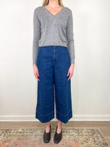 V - Sweater in Heather Melange - The Shoe Hive