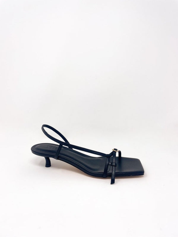 Weber Sandal in Black - The Shoe Hive