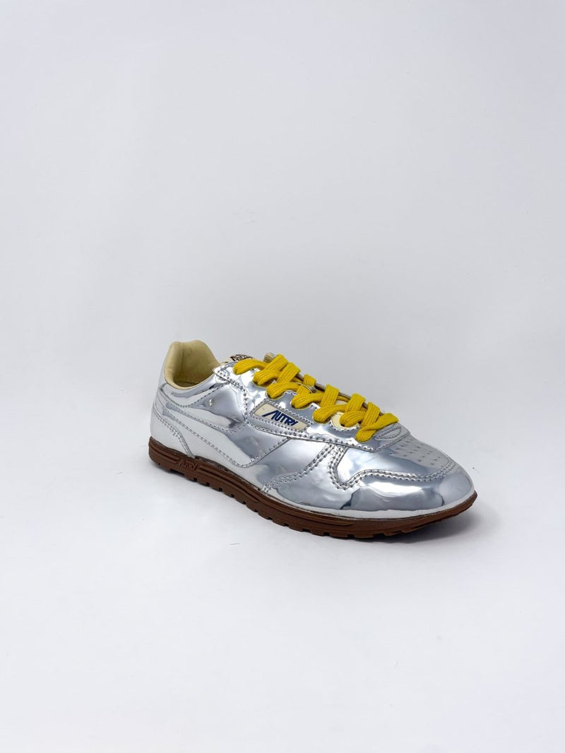 Windspin Low Women's in Mirror Nylon Silver/Ivory - The Shoe Hive