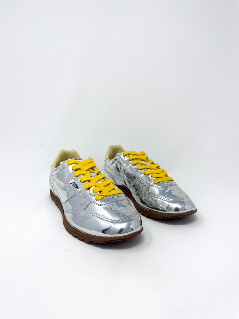 Windspin Low Women's in Mirror Nylon Silver/Ivory - The Shoe Hive