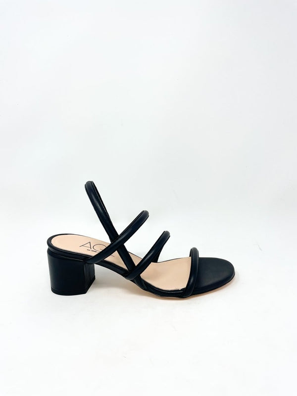 Azzurra Sandal in Nero - The Shoe Hive