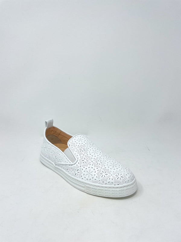 Gaia Spring in White - The Shoe Hive