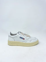 Medalist Low Sneakers in Leather White - The Shoe Hive