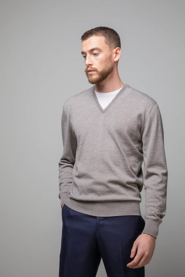 Merino Wool Knitted Sweater V Neck in Light Grey by Johnstons of Elgin - The Shoe Hive